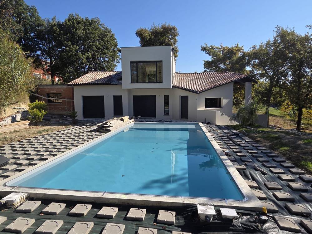 RAVALEMENT RAVALEMENT