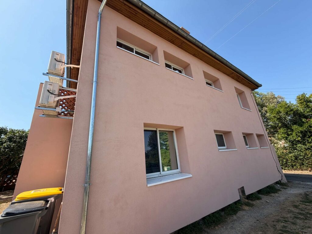 Façade terminée après isolation par l'extérieur en PSE graphite, Saint-Sulpice-sur-Lèze (6)