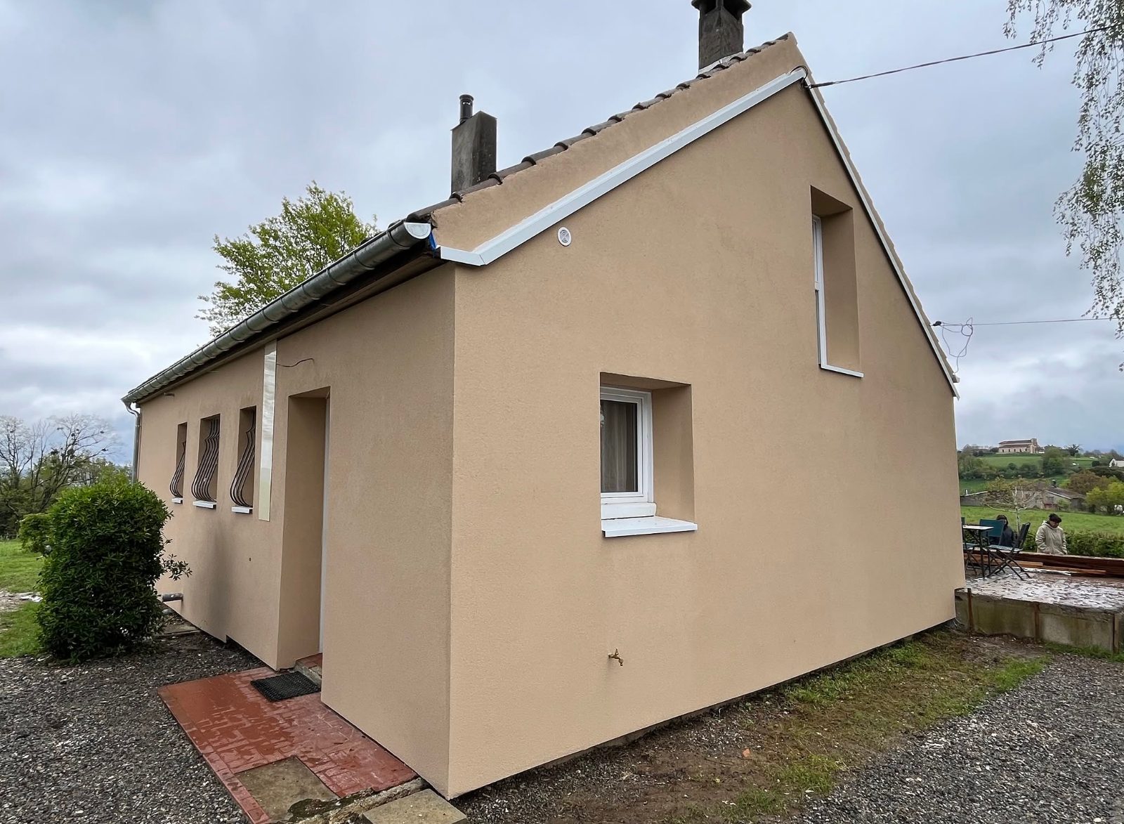 Maison isolée par l'extérieur en Ariège, après